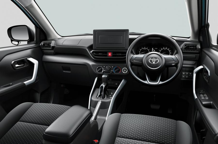 Торпедо Toyota Raize X S 2019 года  (фото 3 из 4)